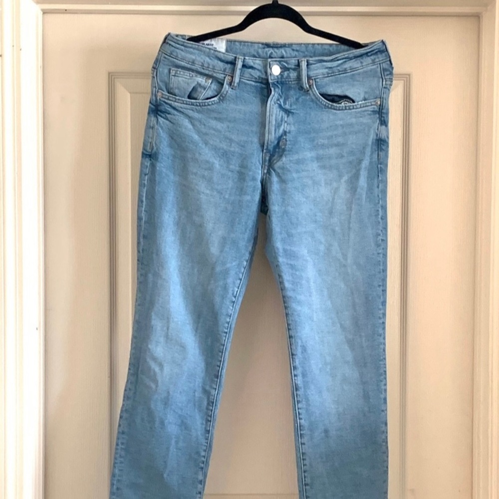 H&M Light wash jean